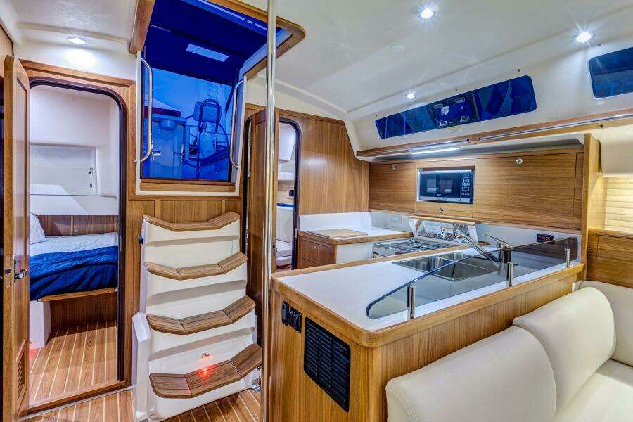 42ft Catalina Yacht For Sale