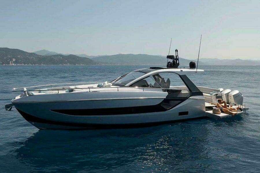 48ft Azimut Yacht For Sale