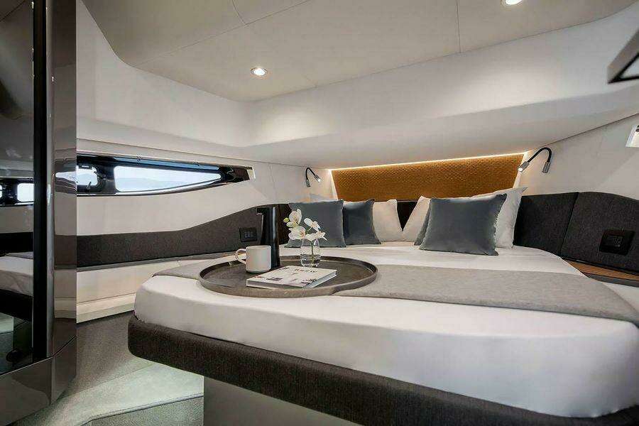 48ft Azimut Yacht For Sale