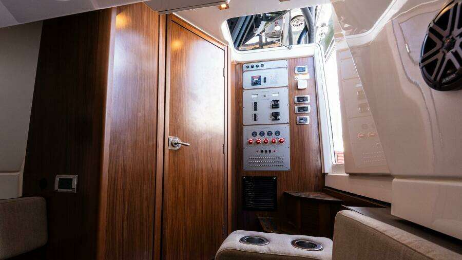 40ft Wellcraft Yacht For Sale