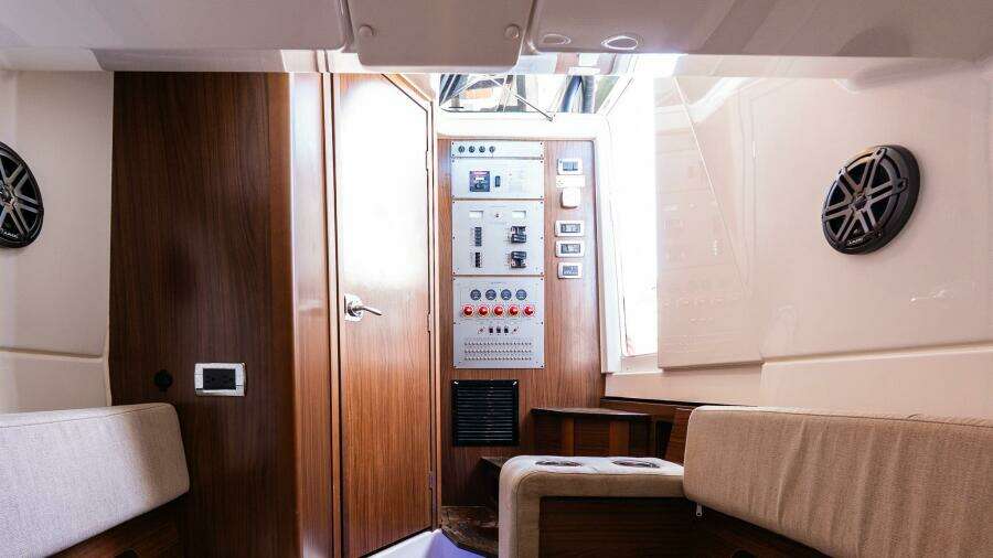 40ft Wellcraft Yacht For Sale