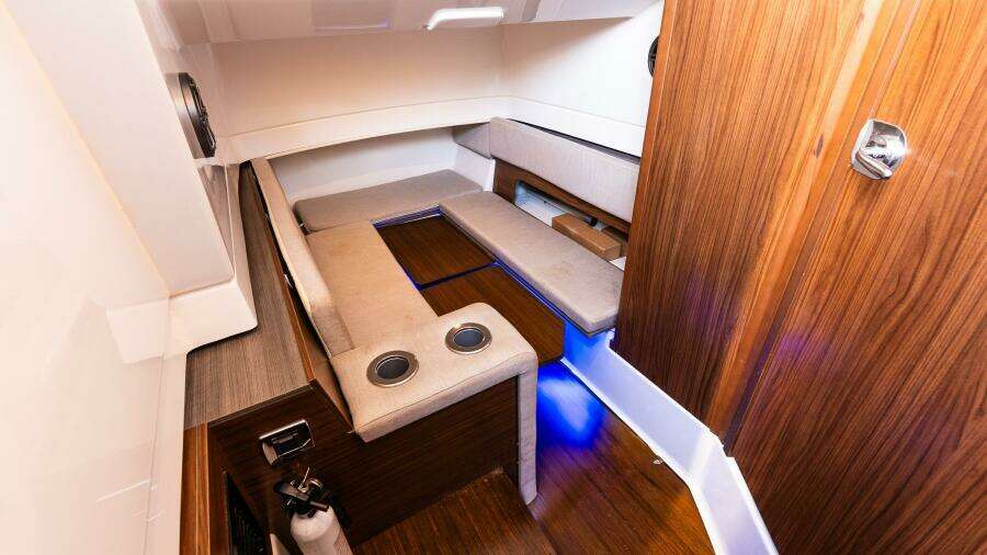 40ft Wellcraft Yacht For Sale