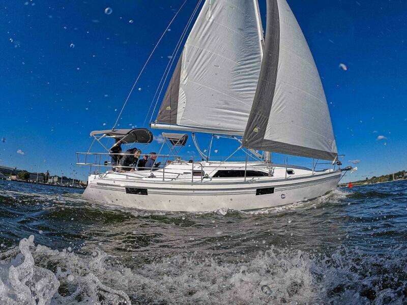 35ft Catalina Yacht For Sale