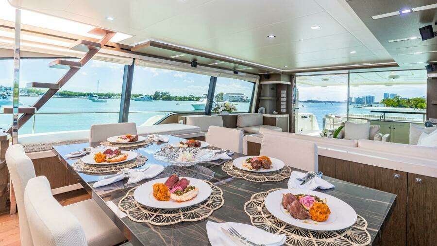 Hoya Saxa 87ft Ferretti Yachts Yacht For Sale