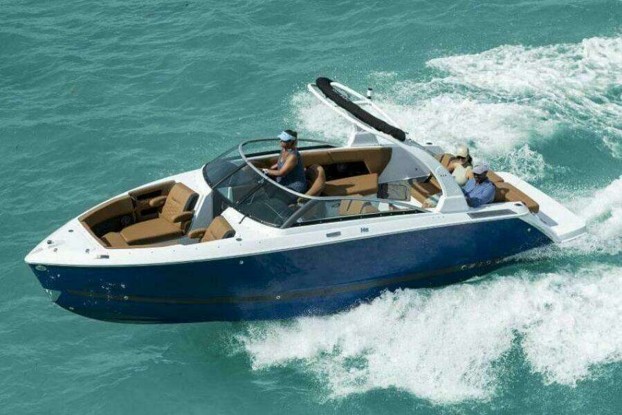 26ft Four Winns Yacht For Sale