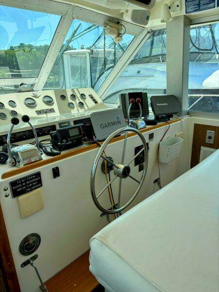 42ft Bertram Yacht For Sale