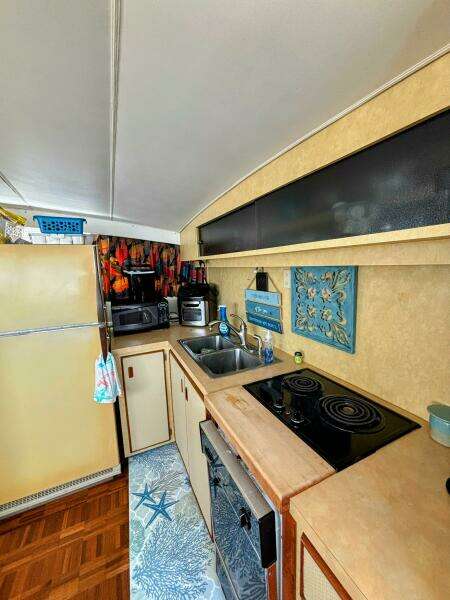 42ft Bertram Yacht For Sale