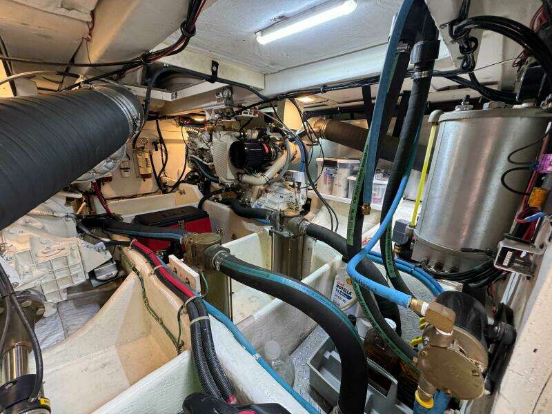 41ft Maxum Yacht For Sale
