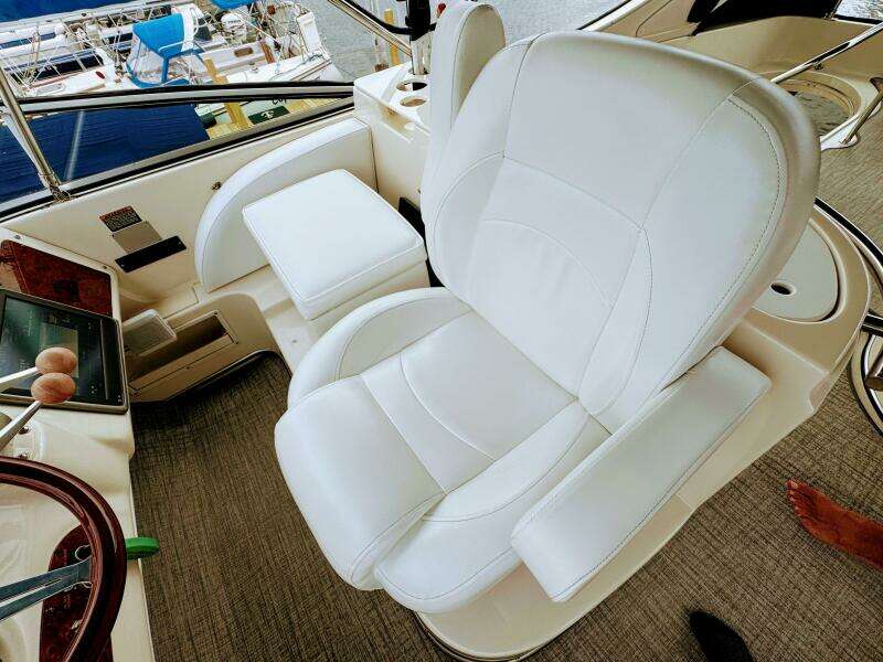 41ft Maxum Yacht For Sale
