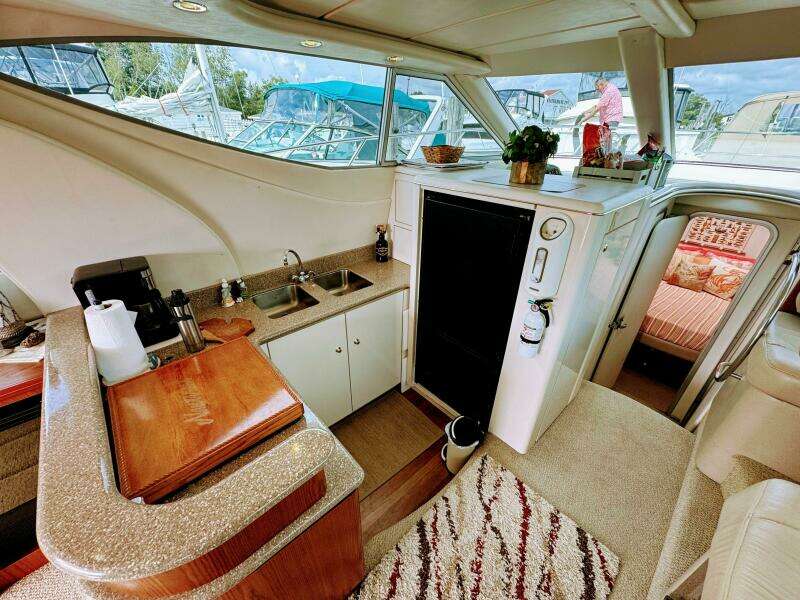 41ft Maxum Yacht For Sale
