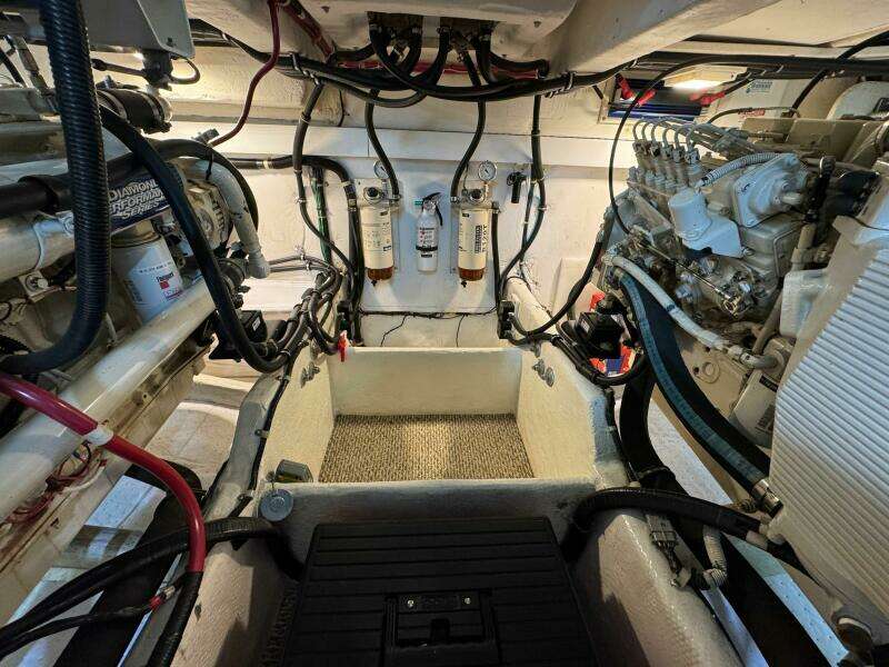 41ft Maxum Yacht For Sale