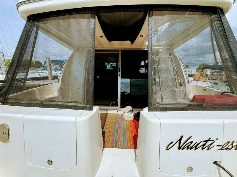 41ft Maxum Yacht For Sale
