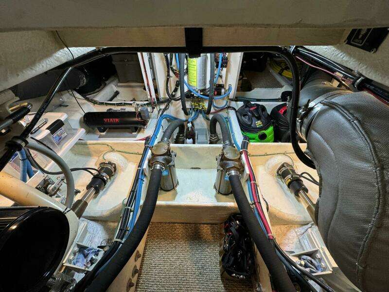 41ft Maxum Yacht For Sale