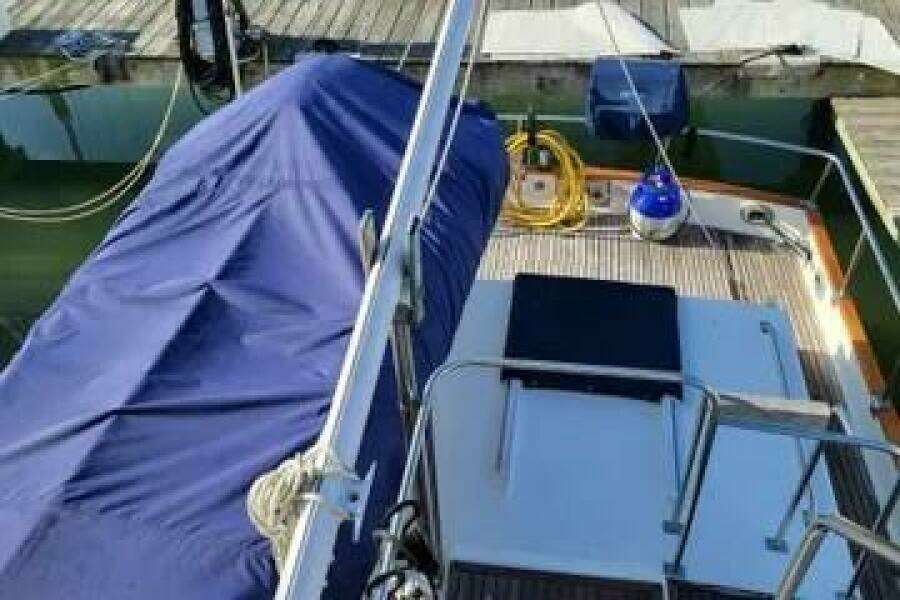 MAIA 42ft Grand Banks Yacht For Sale