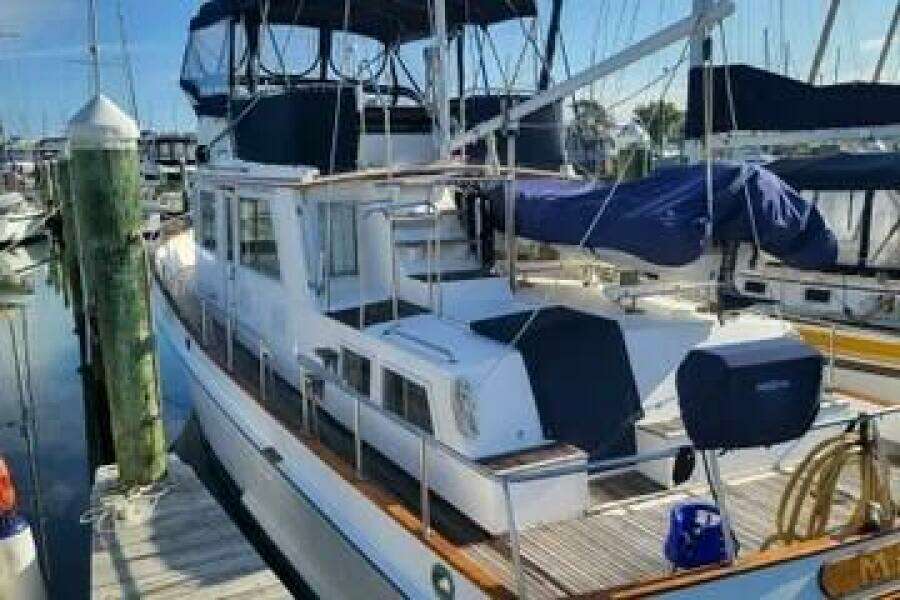 MAIA 42ft Grand Banks Yacht For Sale