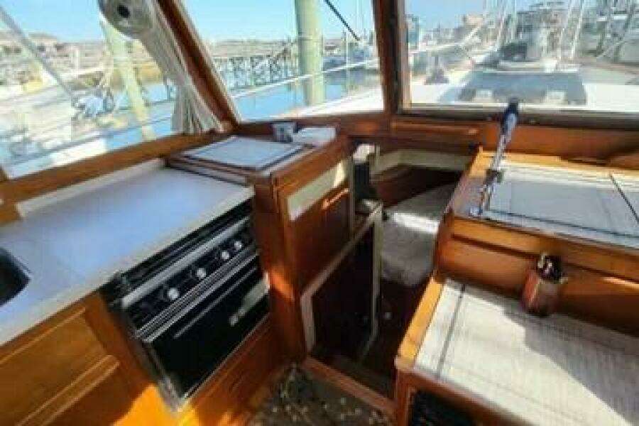 MAIA 42ft Grand Banks Yacht For Sale
