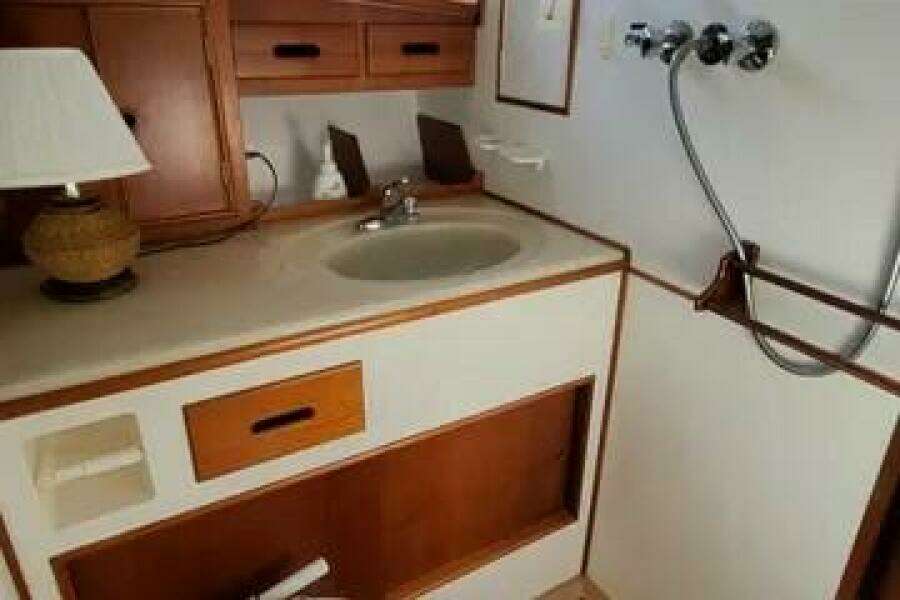 MAIA 42ft Grand Banks Yacht For Sale
