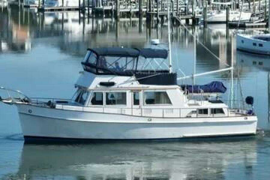 MAIA 42ft Grand Banks Yacht For Sale