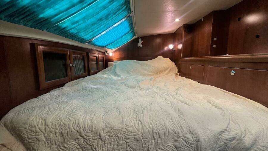 35ft Gemini Yacht For Sale
