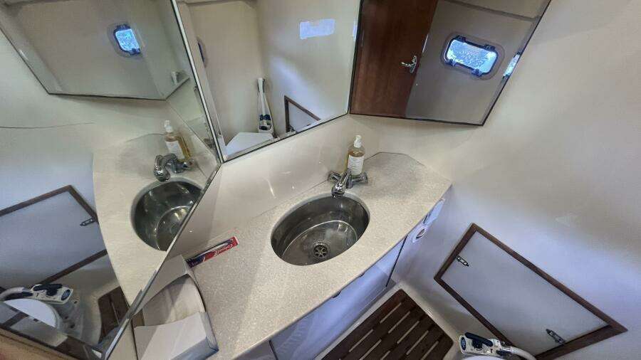 35ft Gemini Yacht For Sale