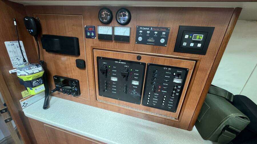 35ft Gemini Yacht For Sale