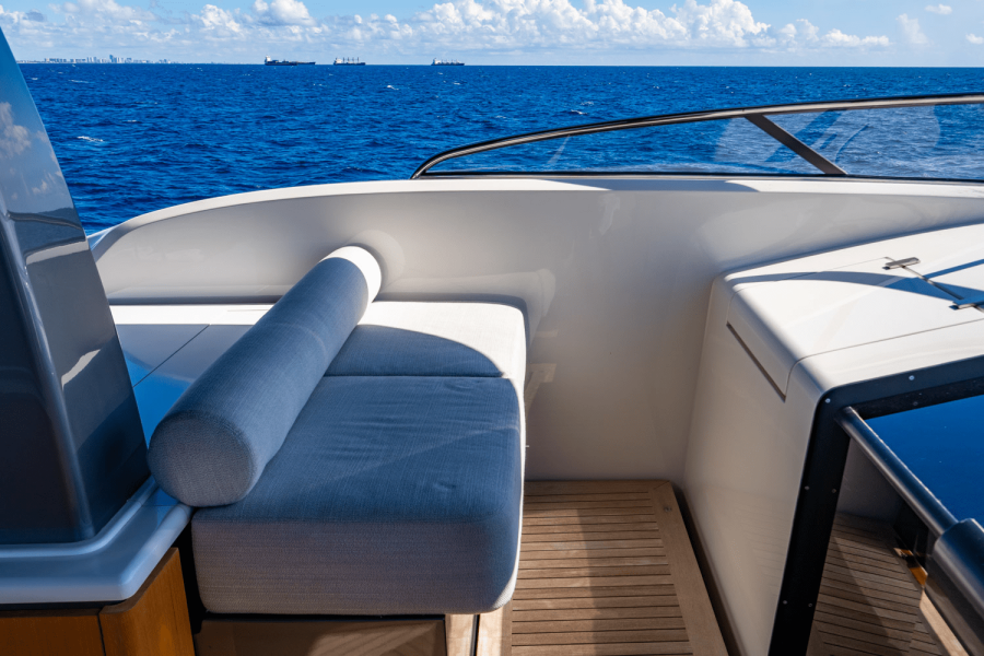 90ft San Lorenzo Yacht For Sale