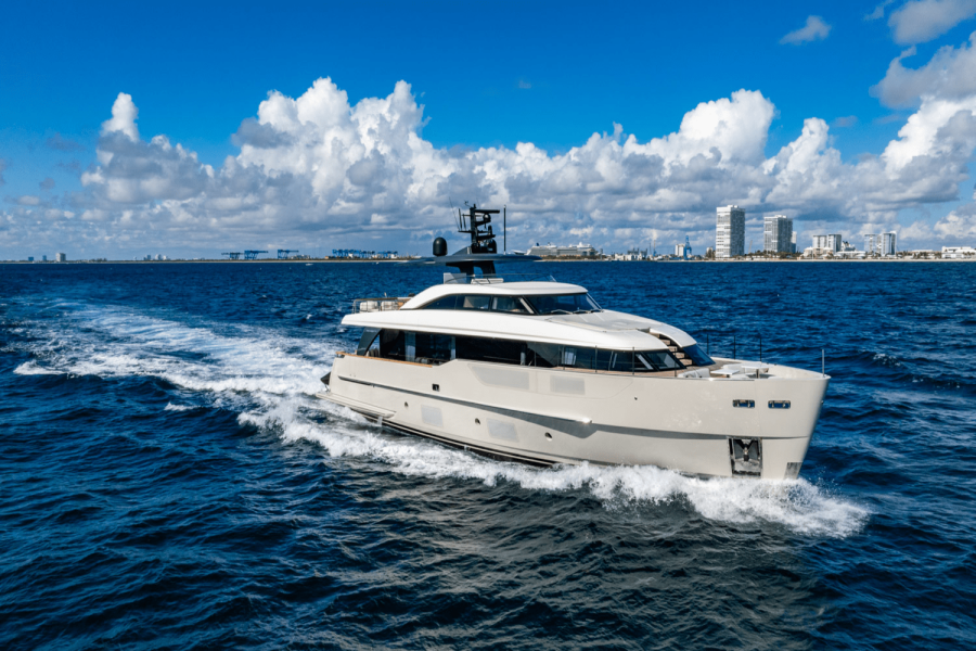 90ft San Lorenzo Yacht For Sale