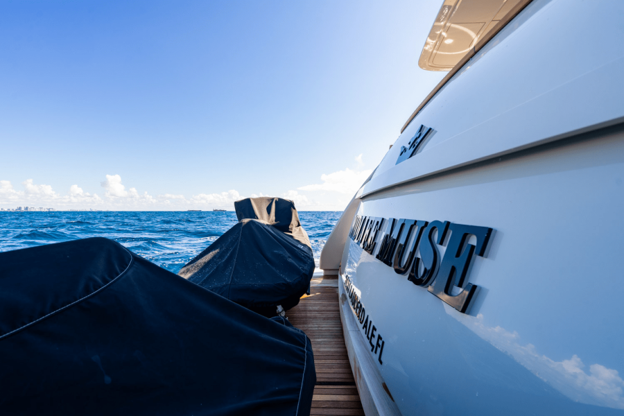 90ft San Lorenzo Yacht For Sale