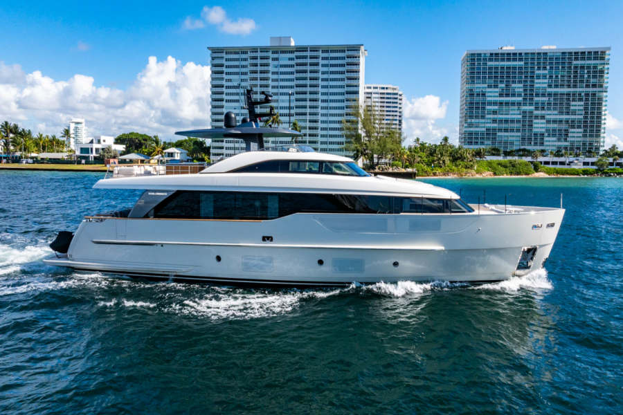 90ft San Lorenzo Yacht For Sale