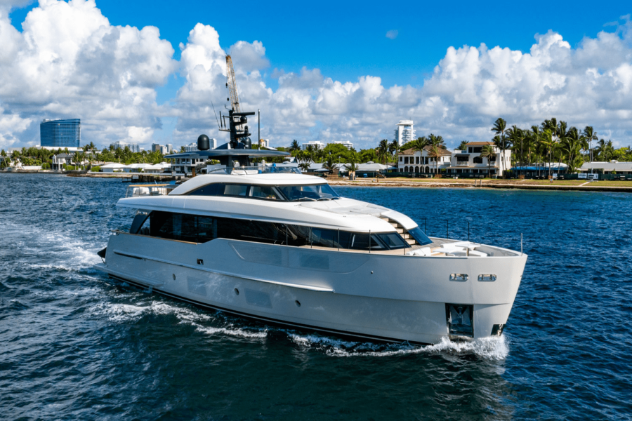 90ft San Lorenzo Yacht For Sale
