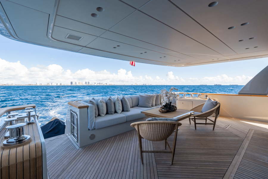 90ft San Lorenzo Yacht For Sale