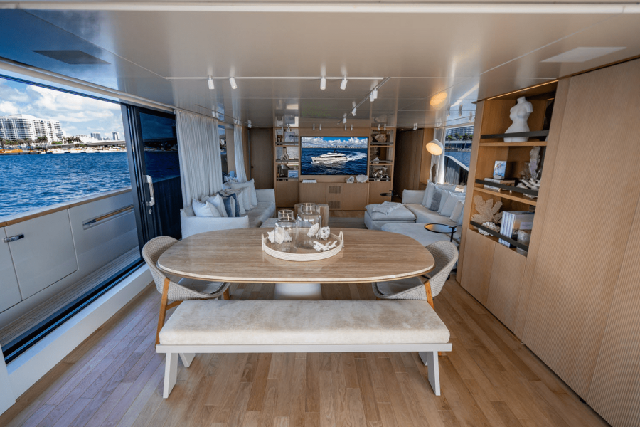 90ft San Lorenzo Yacht For Sale