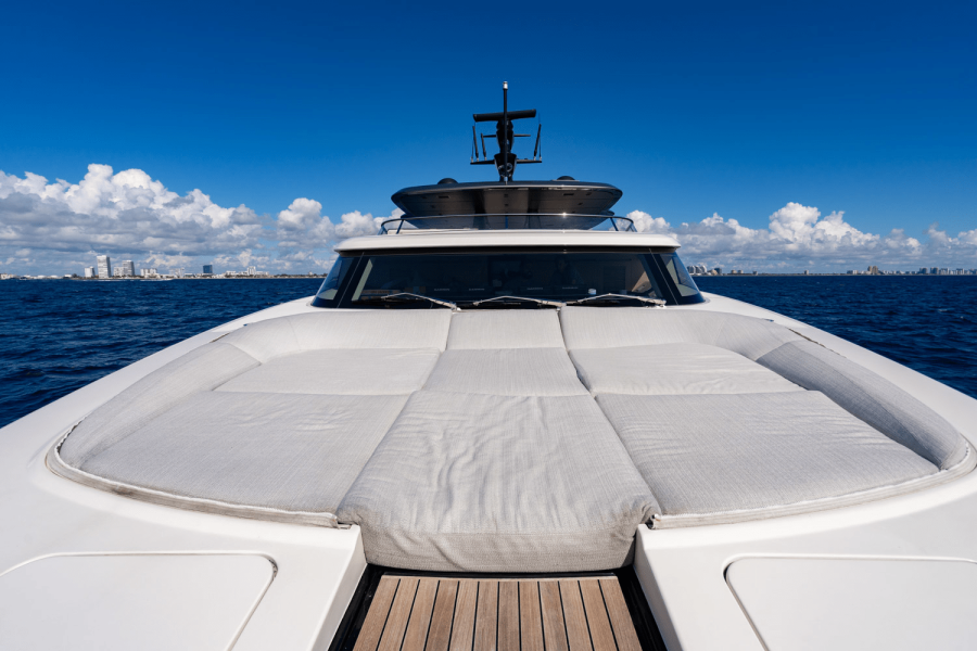 90ft San Lorenzo Yacht For Sale