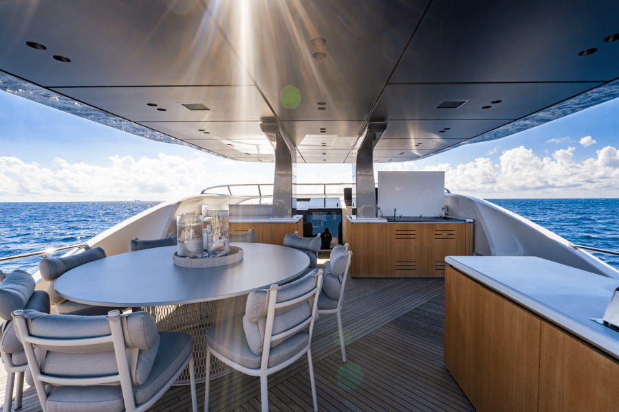 90ft San Lorenzo Yacht For Sale
