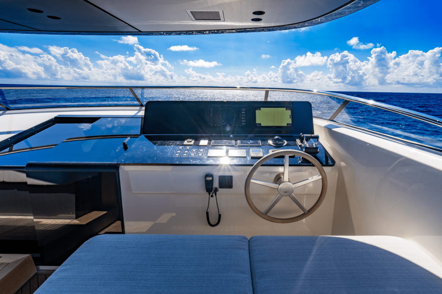 90ft San Lorenzo Yacht For Sale