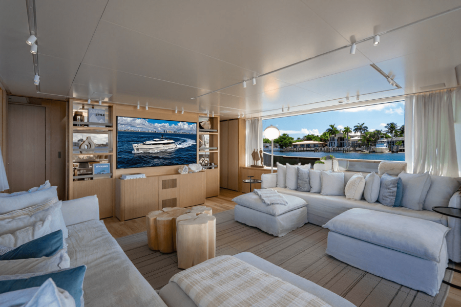 90ft San Lorenzo Yacht For Sale
