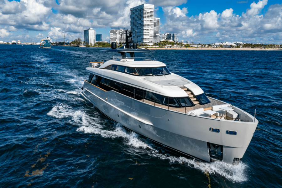 90ft San Lorenzo Yacht For Sale