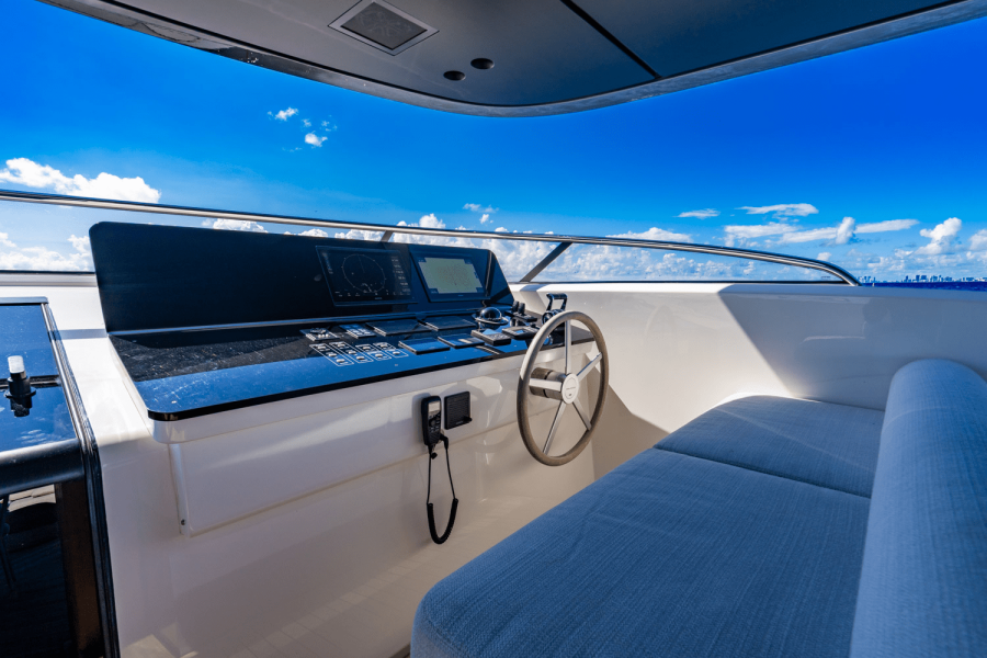 90ft San Lorenzo Yacht For Sale