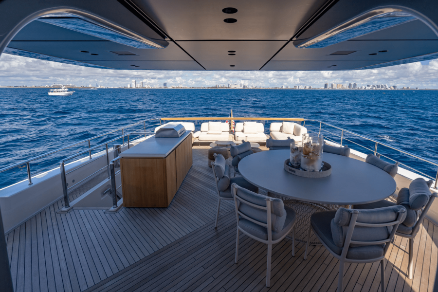 90ft San Lorenzo Yacht For Sale