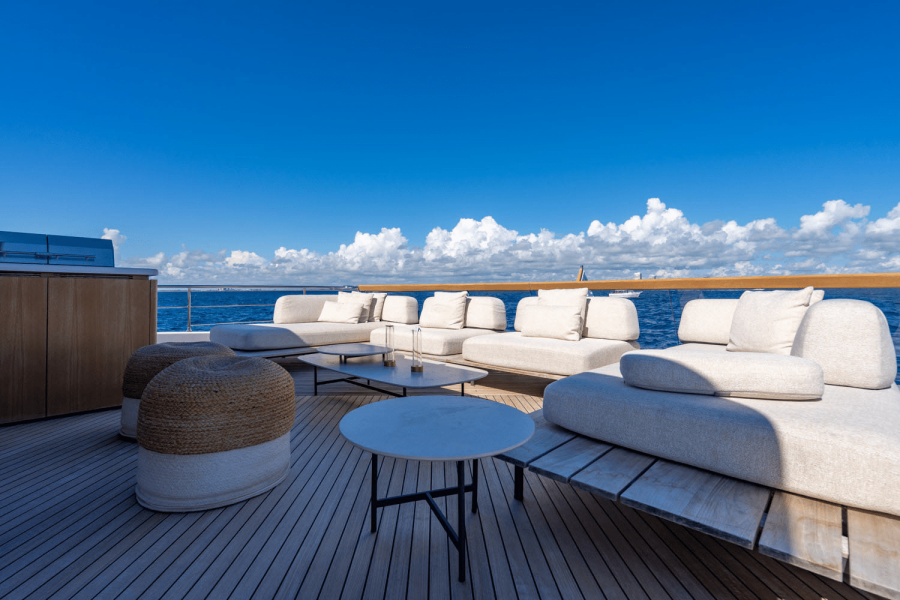 90ft San Lorenzo Yacht For Sale