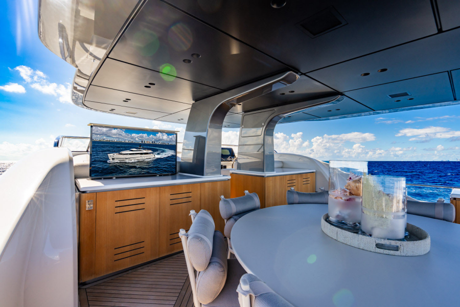 90ft San Lorenzo Yacht For Sale