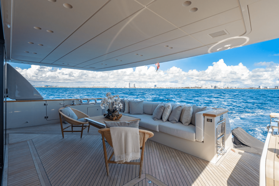 90ft San Lorenzo Yacht For Sale