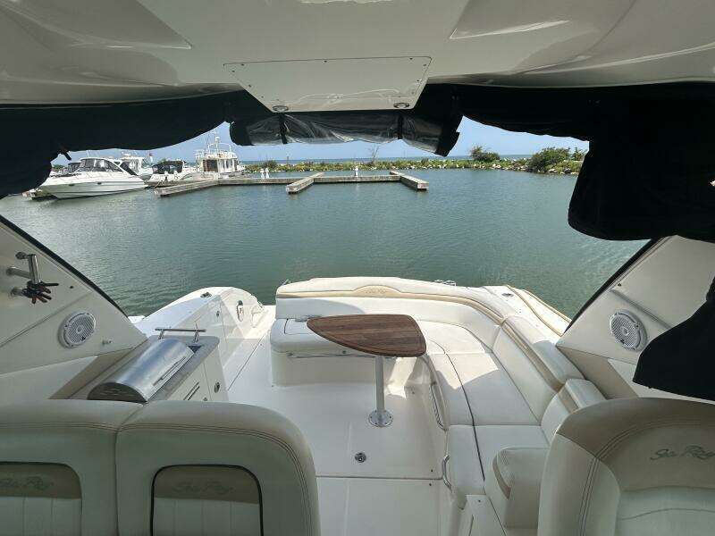 37ft Sea Ray Yacht For Sale