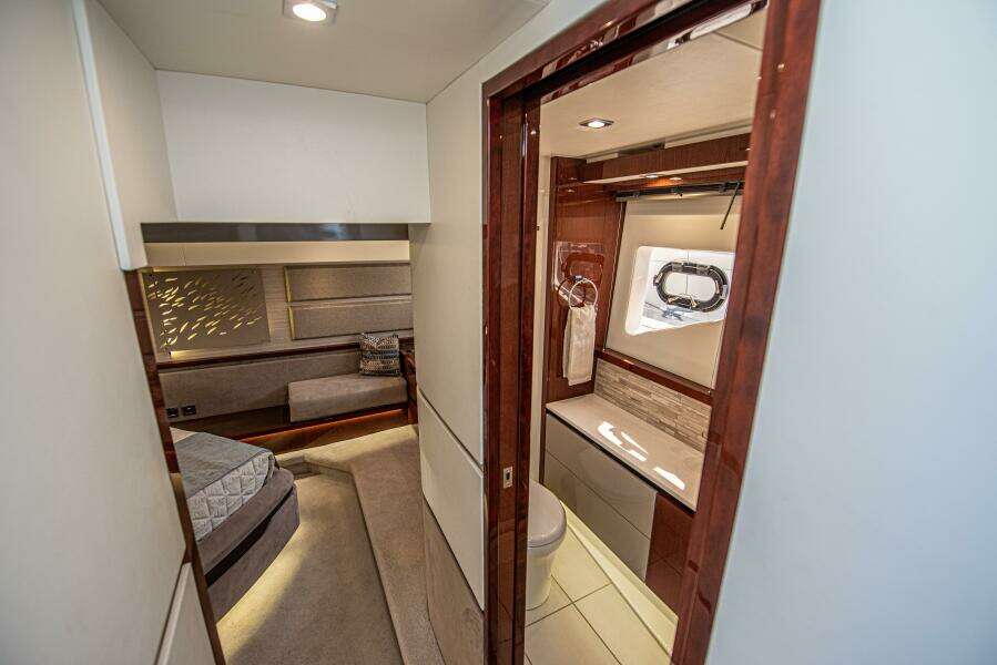 55ft Sea Ray Yacht For Sale