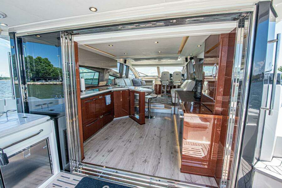 55ft Sea Ray Yacht For Sale