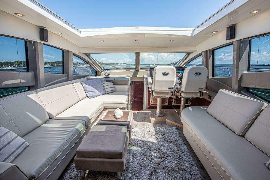 55ft Sea Ray Yacht For Sale