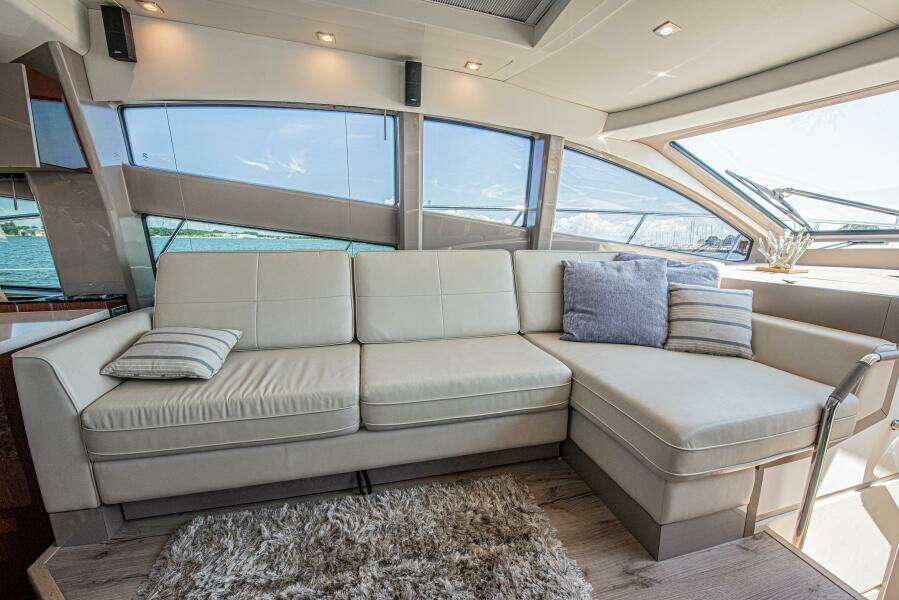 55ft Sea Ray Yacht For Sale