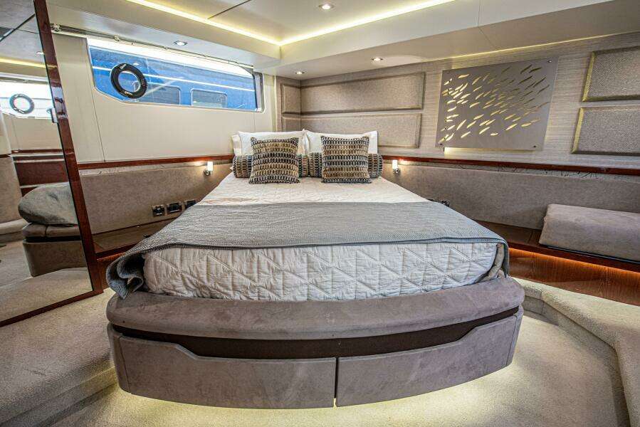 55ft Sea Ray Yacht For Sale