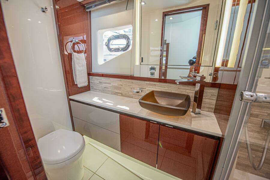 55ft Sea Ray Yacht For Sale