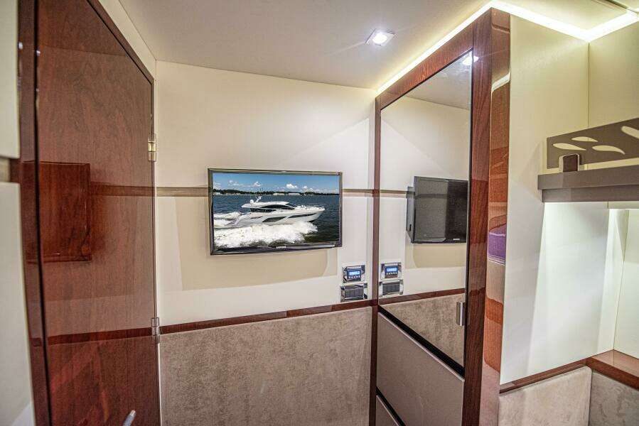 55ft Sea Ray Yacht For Sale